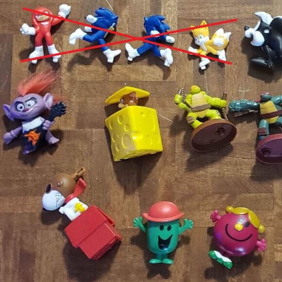 Lot of 10 McDonald's happy meal figures toys - Picture 1 of 2
